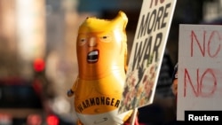 Mitingul „Fără război împotriva Iranului” din Seattle.