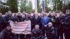 Чешский губернатор, байкеры и консул РФ посетили мемориал в Брно 
