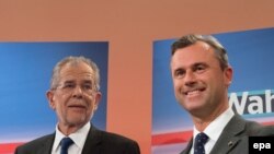 Александр Фан дер Беллен (л) і Норберт Гофер (п) під час телеінтерв’ю в день другого туру виборів, 22 травня 2016 року