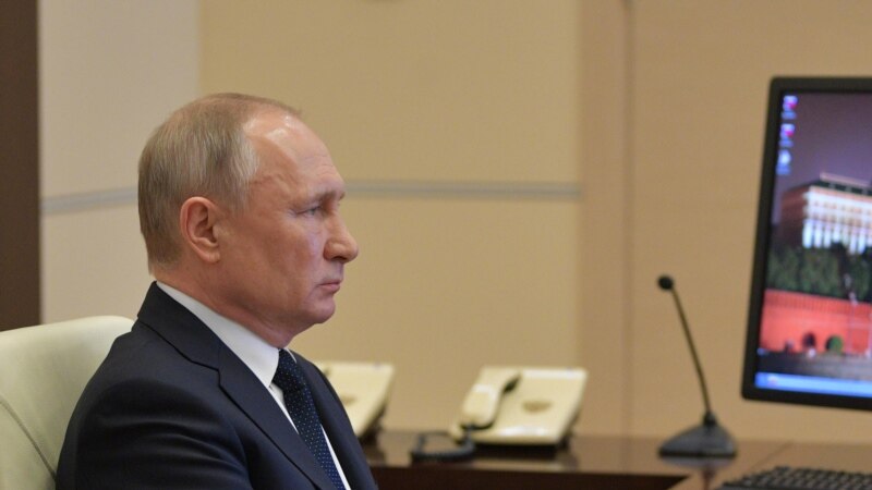 Путин призвал министров и глав регионов «подготовиться» к борьбе с коронавирусом