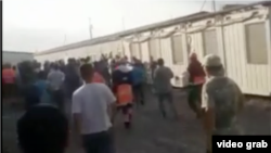 Конфликт на комбинате в Жайреме 12 августа 2019 года. Скриншот видео.