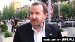 Armenia - US Ambassador Richard Mills talks to journalists, Yerevan,04Jul,2018 