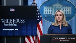 کارولین لویت، سخنگوی کاخ سفید، در کنفرانس خبری روز چهارشنبه