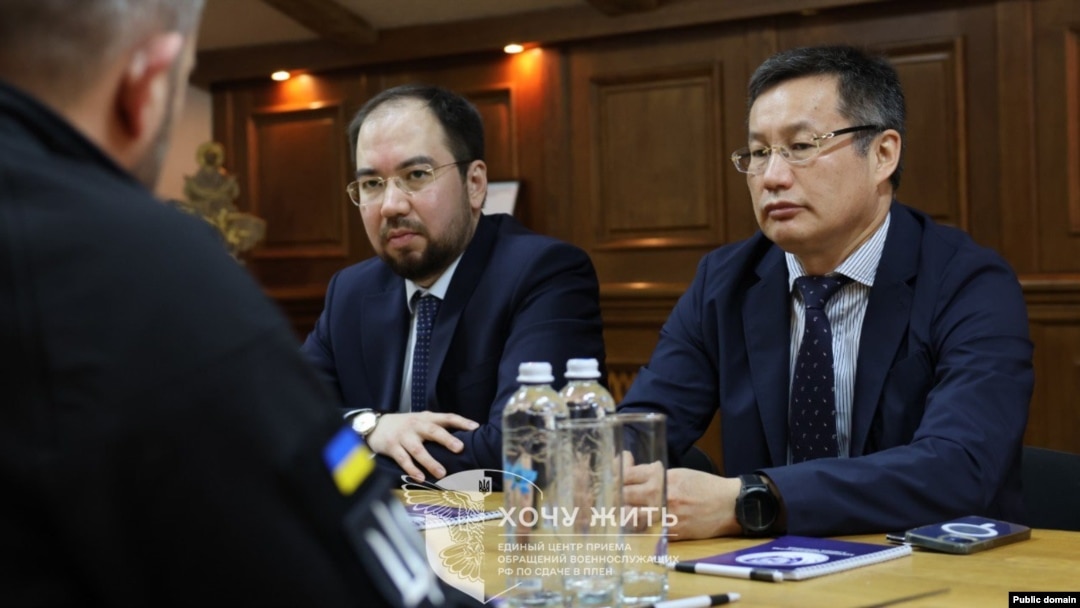 Порно с мұғаліммен анальный секс екіге