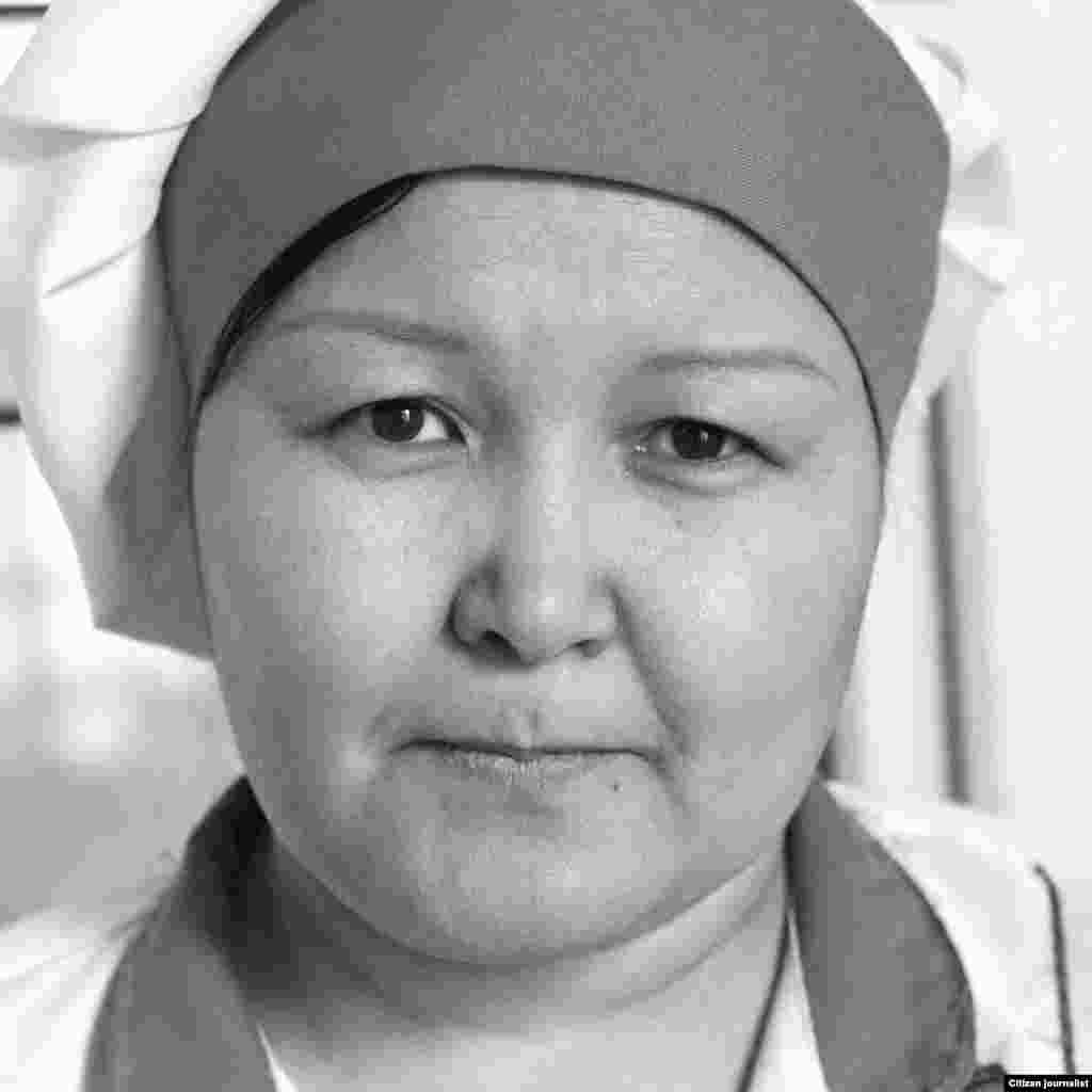 Ашпозчу Турсунай, 46 жашта.