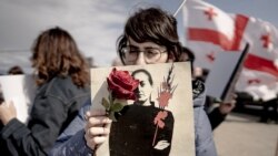 აქციებზე დაკავებული ქალების მხარდამჭერი აქცია ქალთა მეხუთე პენიტენციურ დაწესებულებასთან, 8 მარტი, 2026 წელი