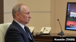 Уладзімір Пуцін падчас нарады з губэрнатарамі, 8 красавіка 2020