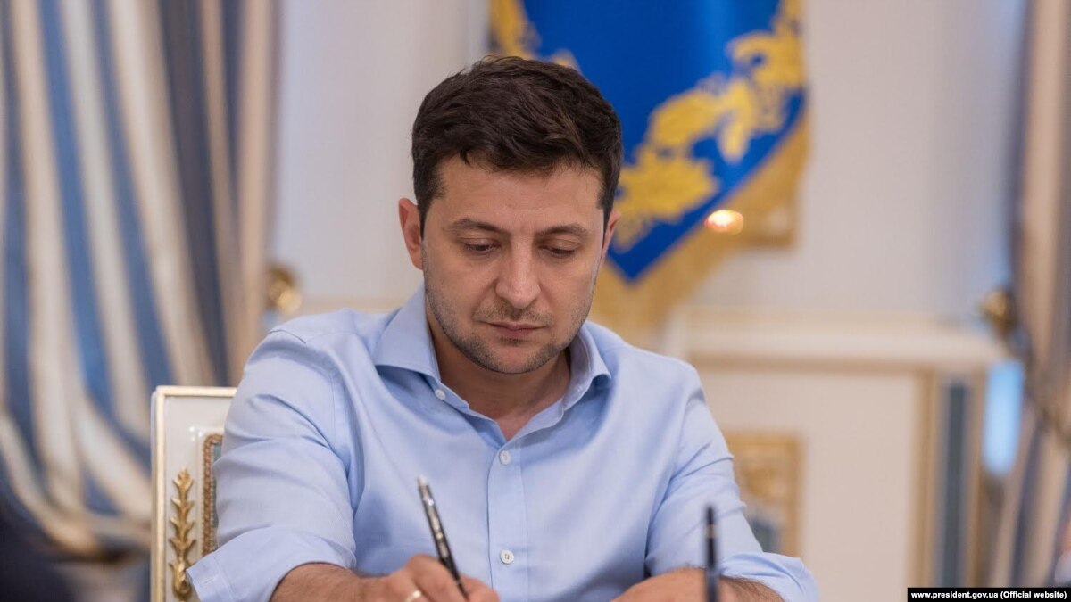 oi5.ru: Зеленский подписал законопроект о судебной реформе Зеленский подписал законопроект о судебной реформе