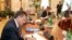 «Универсал» сегодня, премьерское кресло завтра. Виктор Янукович взял реванш за поражение на президентских выборах