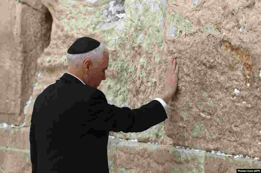 U.S. Vice President Mike Pence visited Jerusalem&#39;s Western Wall on January 23. Pence reaffirmed U.S. President Donald Trump&#39;s December 6 declaration of Jerusalem as Israel&#39;s capital and pledged to move the embassy to the disputed city by the end of 2019. (AFP/Thomas Coex)