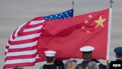 Zastave Kine i SAD