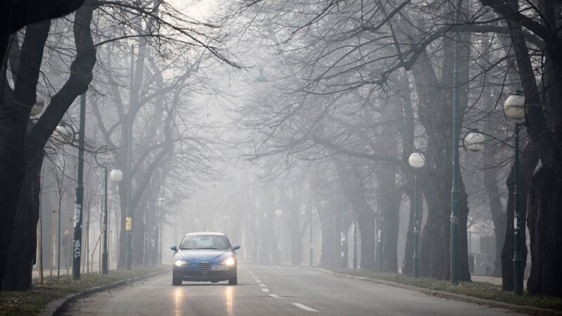 Gusta magla prekrila Sarajevo, otkazani letovi sa aerodroma