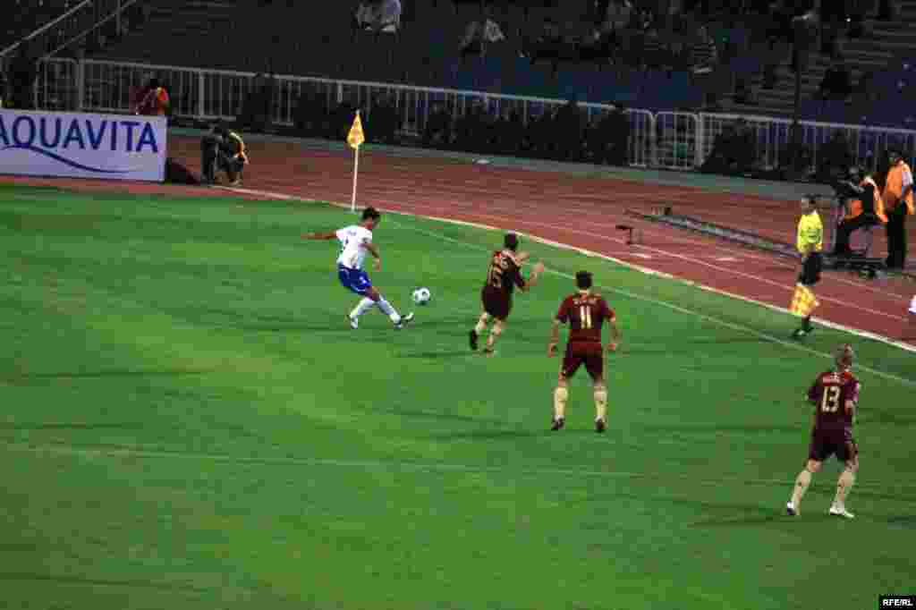 Tribunada savaş, meydanda barış... #5