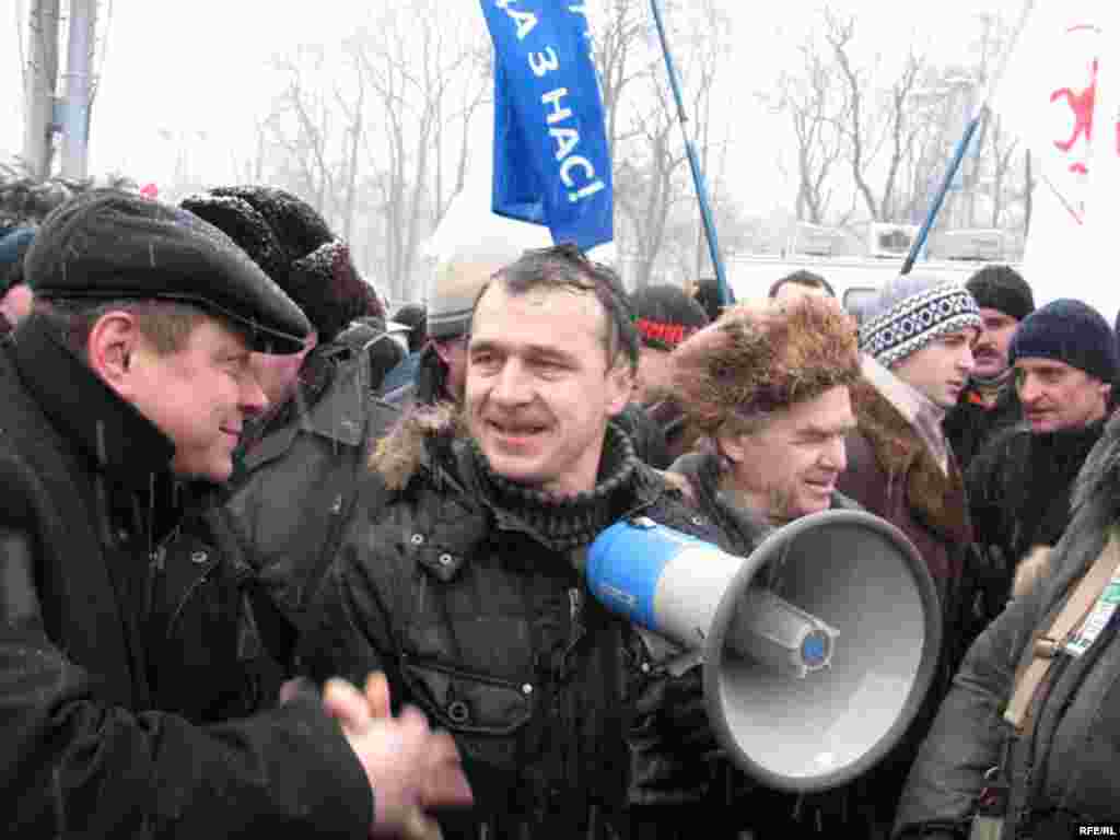 Belarus - Small vendors protest, UCP leader Anatol Labiedzka, 10Jan2008