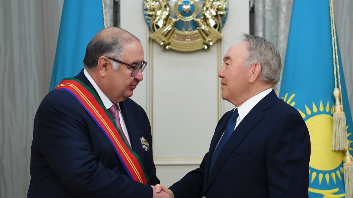 Nazarbaev nagradil Aliyshera Usmanova ordenom