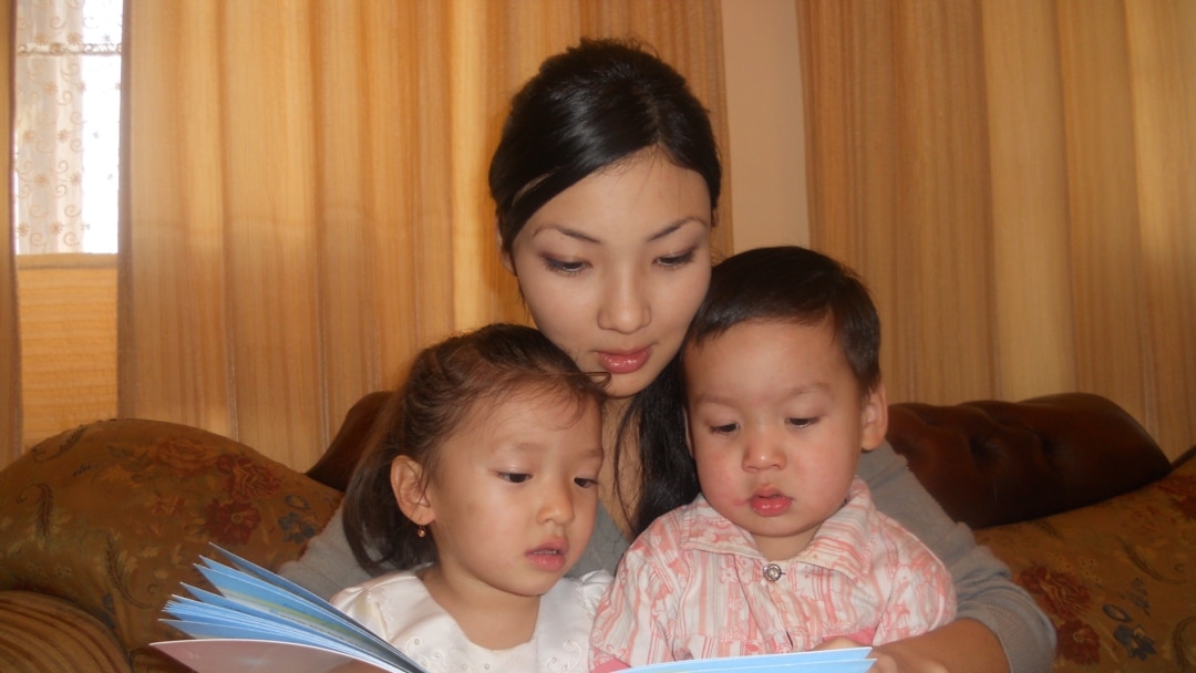 Азғын гей порносы бар көркем фильмдер