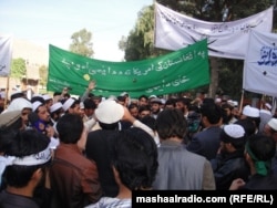 اعتراض‌ به امضای موافقت‌نامه همکاری دراز مدت با آمریکا در نشست «لویه جرگه»- جلال آباد