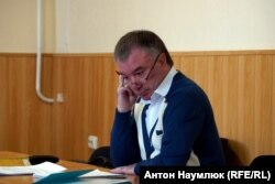 Адвакат Віктар Паршуткін на судовым паседжаньні 25 лютага 2016 году
