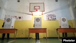 Armenia - People vote in snap parliamentary elections, December 9, 2018.