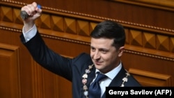 Wolodymyr Zelenskiý Ukrainanyň prezidentligine kasam getirdi 