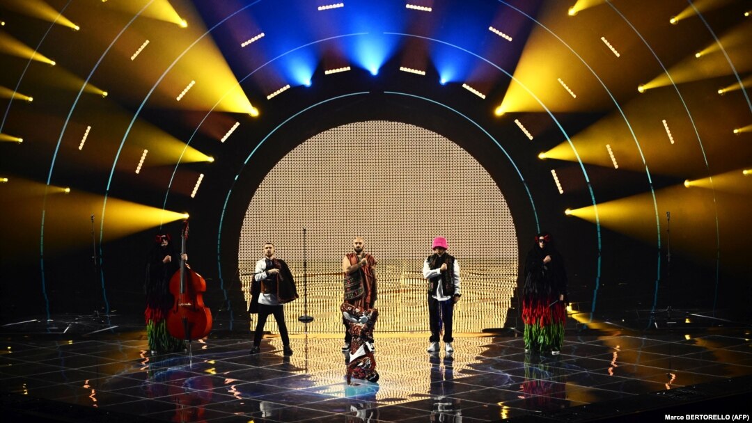 Ucraina a câștigat Eurovision cu melodia Stefania interpretată de Kalush Orchestra. Imagine din Torino, de la prima semifinală, 10 mai 2022.
