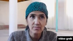 Homeless Tajik woman Shukria Sharipova had been living in an abandoned elevator shaft with three of her children before authorities attempted to house them in an unregistered mosque. 