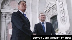 Klaus Iohannis a refuzat în mai multe rânduri să-l demită pe Augustin Lazăr, după ce ministrul demisionar al Justiției făcuse solicitarea