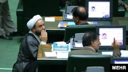 قرار است لايحه حمايت از خانواده روز چهارشنبه در مجلس شورای اسلامی مطرح شود.(عکس: FARS)