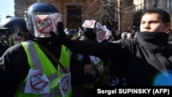 Під час сутичок учасників акції, яку проводила партія «Національний корпус», із правоохоронцями. Київ, 9 березня 2019 року