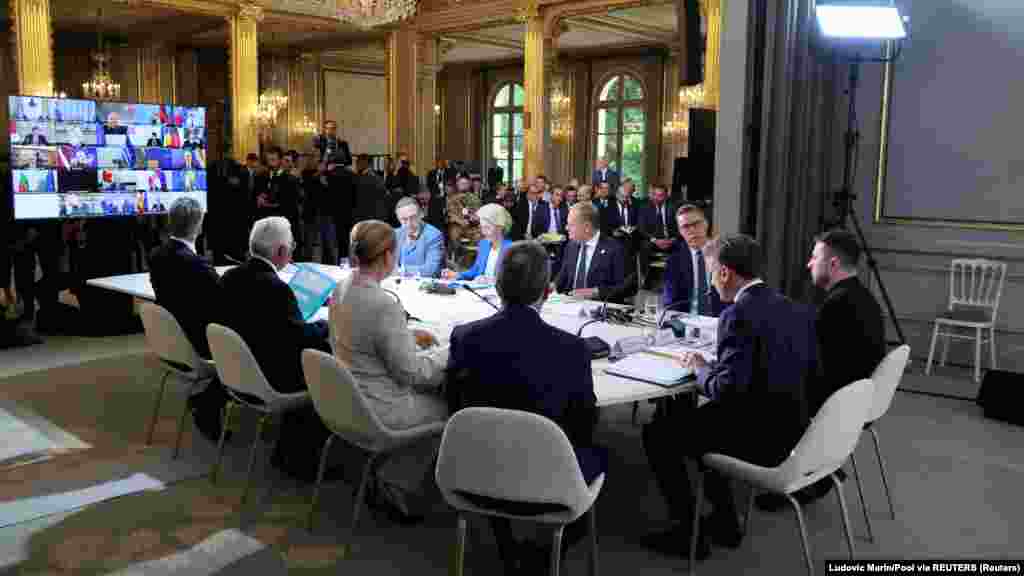 A „tettrekészek koalíciója” – főként európai országok – 35 vezetőjének találkozója a biztonsági garanciák véglegesítésére és Trump támogatásának kérésére irányult, amely az európaiak szerint elengedhetetlen ahhoz, hogy ezek a garanciák életképesek legyenek