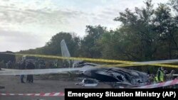 Ввечері 25 вересня літак Повітряних сил ЗСУ Ан-26 впав біля Чугуєва Харківської області за два кілометри від військового аеродрому, загинули 26 людей