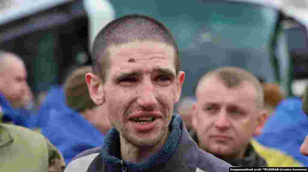 Кожний із них проживає повернення на рідну землю по-своєму