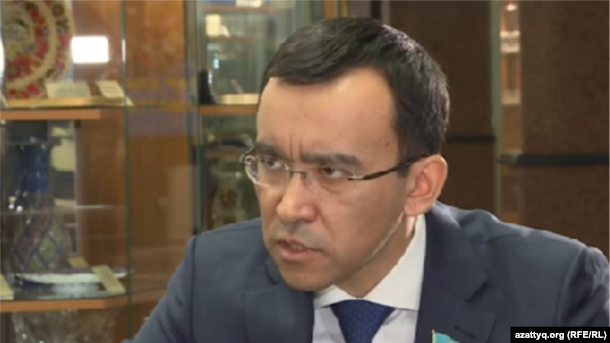 Маулен Ашимбаев, депутат парламента Казахстана. Астана, 20 января 2017 года.