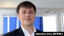 Juristul Iulian Rusu, directorul executiv adjunct al Institutului pentru Politici și Reforme Europene