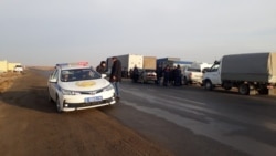 Полиция перекрыла трассу из Кызылорды в Кумколь. 3 декабря 2019 года.
