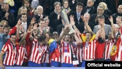 В финале футбольной Лиги Европы мадридский "Атлетико" выиграл у "Атлетика" из Бильбао
