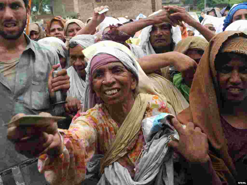 Të prekurit nga përmbytjet #12