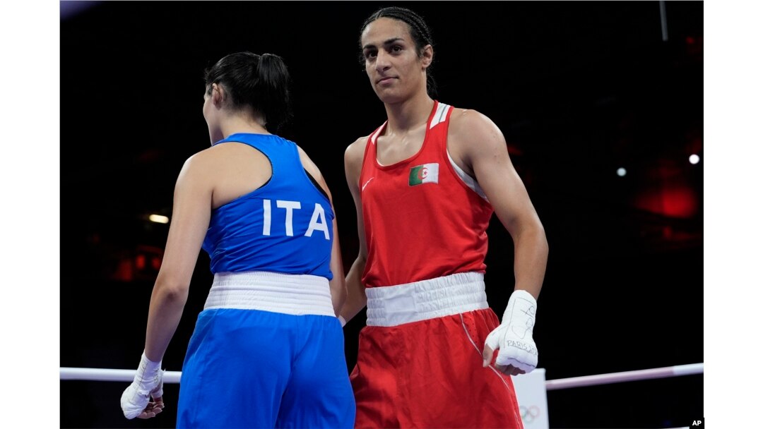 Жетілген әйел порно ішіндегі кончают