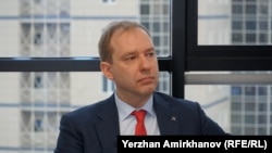 Эстонияның уақытша сенімді өкілі Герри Леск.