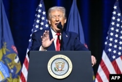 Президент США Дональд Трамп виступає в Детройтському економічному клубі в Детройті, штат Мічиган, США, 13 січня 2026 року