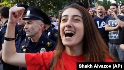 Накануне апелляционный суд освободил еще 16 человек, задержанных во время беспорядков в центре Тбилиси