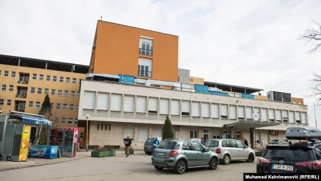 Dva aparata za radioterapiju u UKC-u Tuzla (na fotografiji, arhiv) nisu u funkciji od 17. februara 2023.