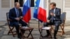Макрон і Путін говорили про Україну. Париж сподівається на діалог із Росією