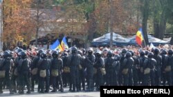 Cordonul masiv de polițiști de Ziua Independenței la Chișinău