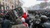 Украина: Шеруге күш қолданылатыны ескертілді