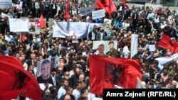 Protesti podrške borcima OVK u Prištini