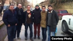 NİDA Vətəndaş Hərəkatının üzvü Rəhim Vəliyev azadlıqda. (soldan 3-cü) 15fev2017
