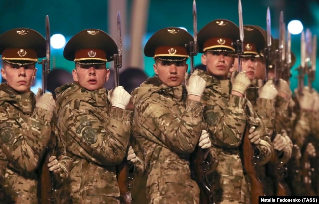 Репетиция Парада Победы 2020 года в Минске