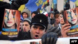 Шерушілер. Киев, 3 желтоқсан 2013 жыл.