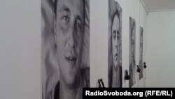 Виставка «Війна. 11 портретів» в одеському Музеї сучасного мистецтва